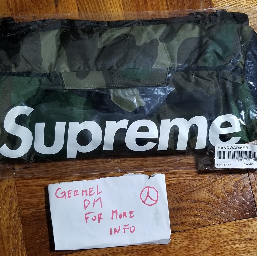 Supreme handwarmer free gift